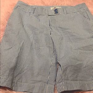 Vineyard vines short